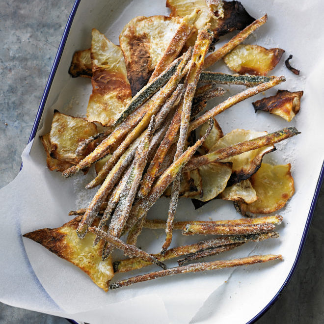 Lee Holmes' Five Favourite Gut-Friendly Snacks