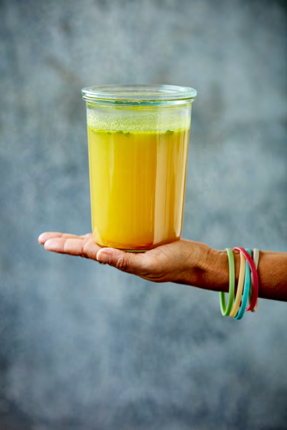 Gut Healing Turmeric Chicken Broth